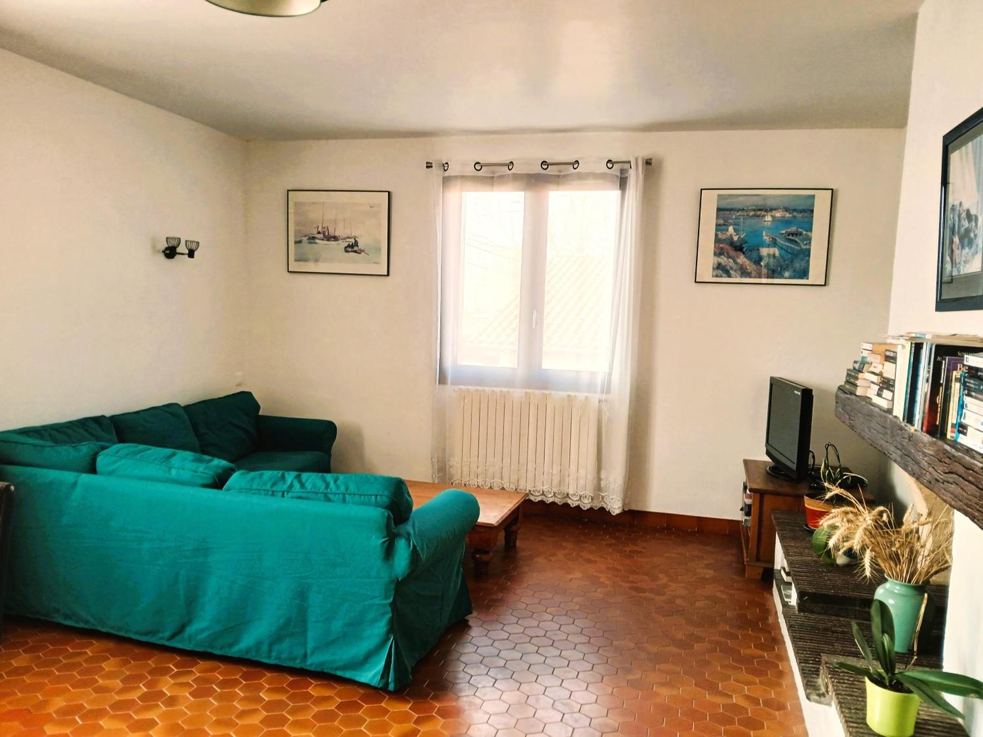 Spacieux Appartement Proche Centre Et Piscine Condom Bagian luar foto