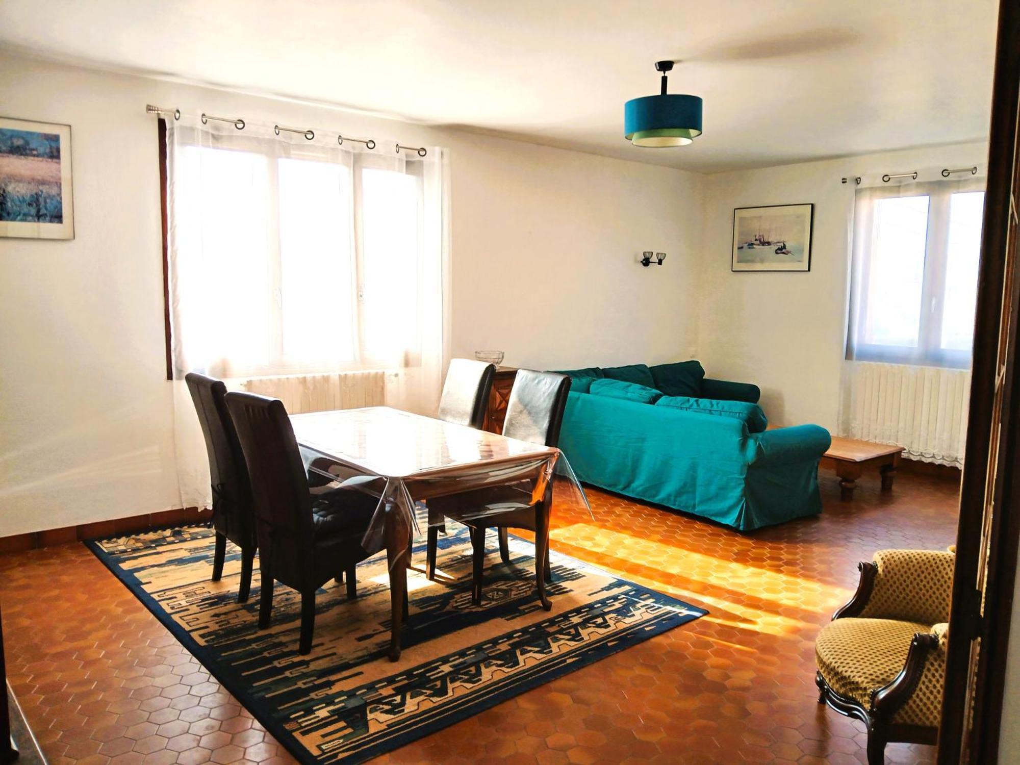 Spacieux Appartement Proche Centre Et Piscine Condom Bagian luar foto